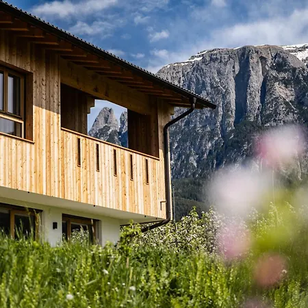 Ferienwohnung Neuhuberhof Völs am Schlern Exterior foto